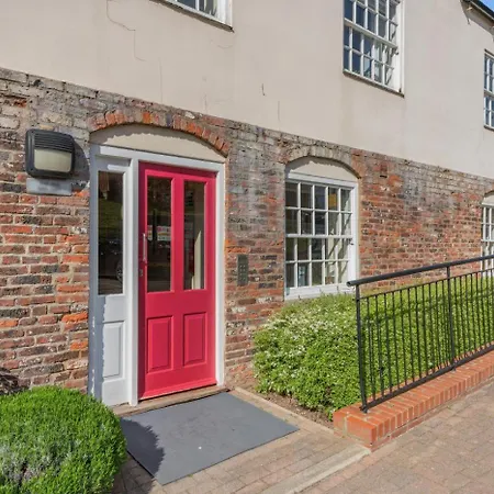 3 Bed In Oc-w1007