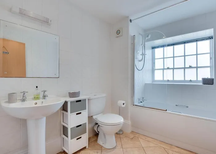 아파트 3 Bed In Oc-w1007 *